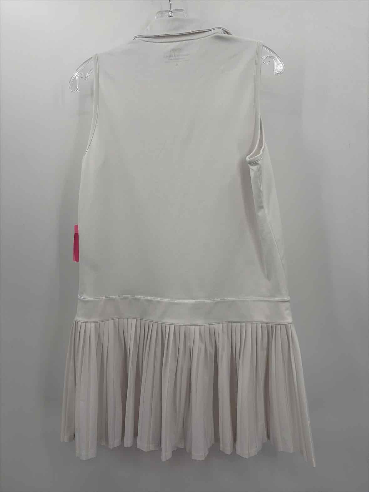 Vineyard Vines Performance White Size Medium Knee Length Athletic Dress