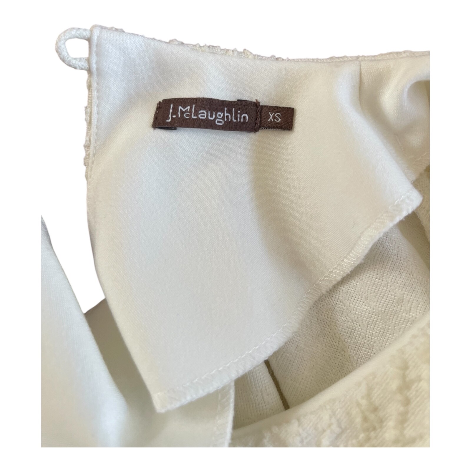 J.McLaughlin Cream Textured Knit Shift Dress XS Bell Sleeve Classic Elegant