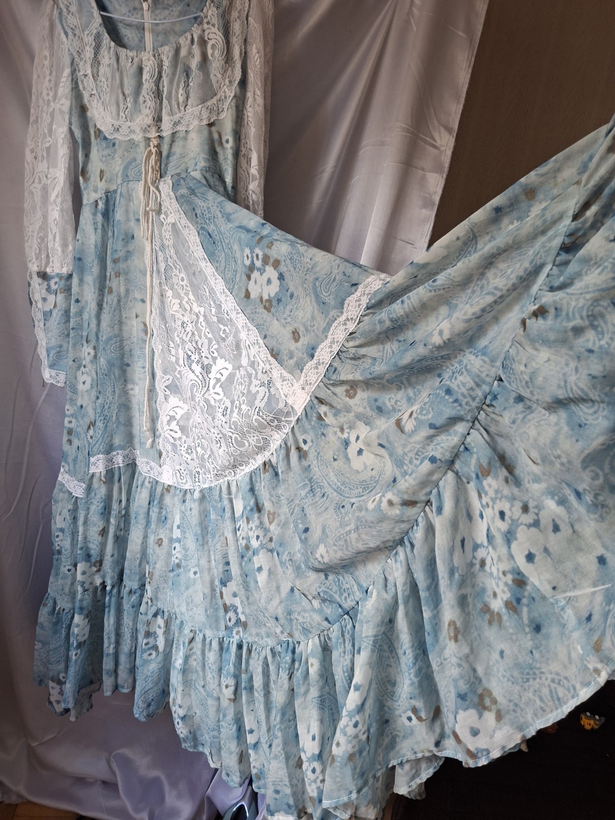 Vintage Style 70s Boho Prairie Maxi Dress Lace Floral Paisley Hippie NO TAGS M
