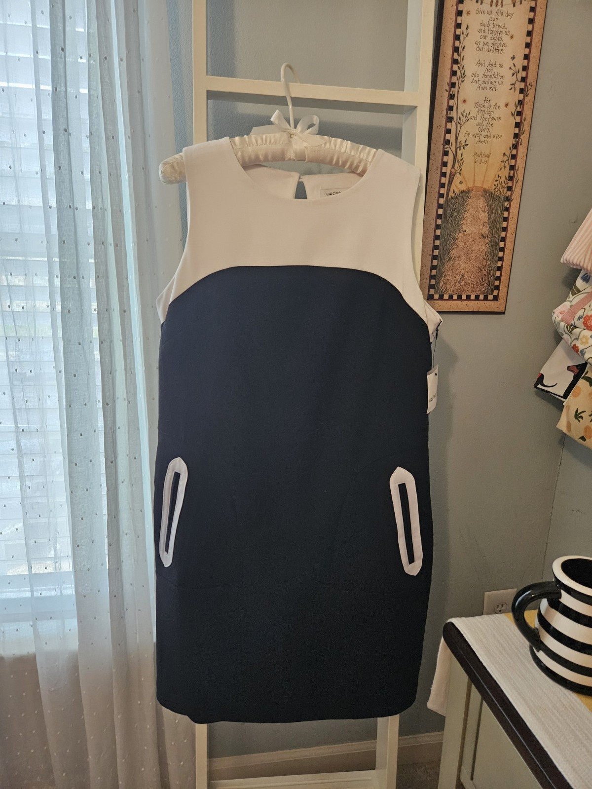 Liz Claiborne Dress Women’s Size 12 White Black Sheath Sleeveless