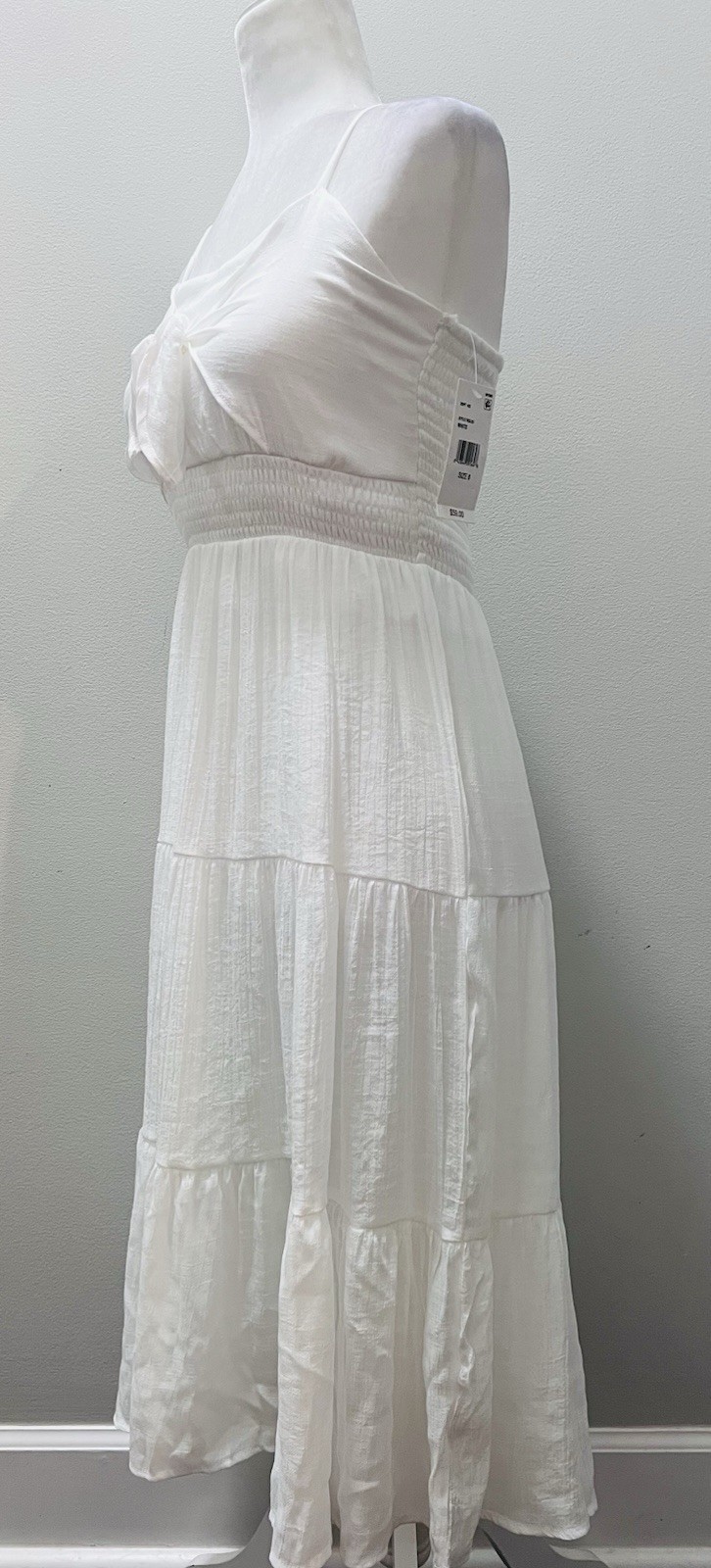 Amy Byer Sz 8 White Lightweight Lined Flowy Dress Adjustable Spaghetti Straps
