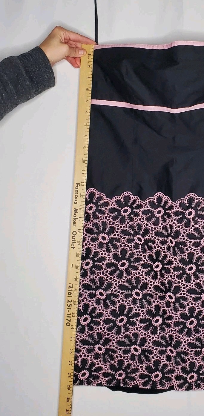 Cynthia Steffe Dress Medium Y2K Embroidered Flower Black Pink Whimsygoth Y2K