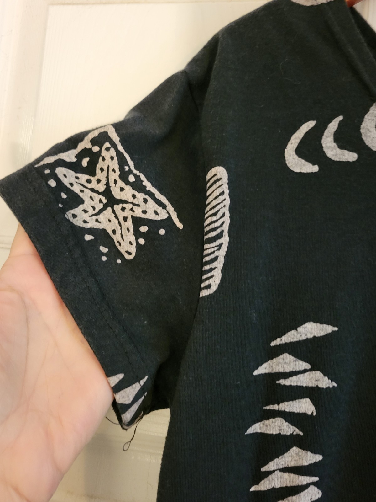 Exist Black Mini Dress with Grey Fish & Abstract Print Good Small Beach Coverup