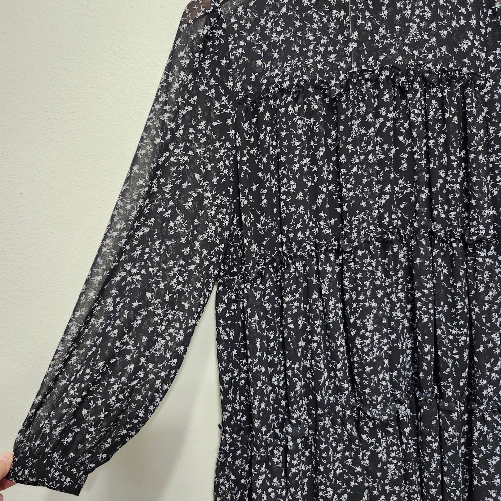 Pinch Black Tiered Floral Print Long Sleeve Ruffle Lined Dress Size Large