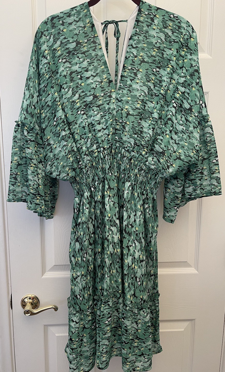 Women’s Large Green Smocked Waist Chiffon Dress Tiered Bell Sleeve Above Knee