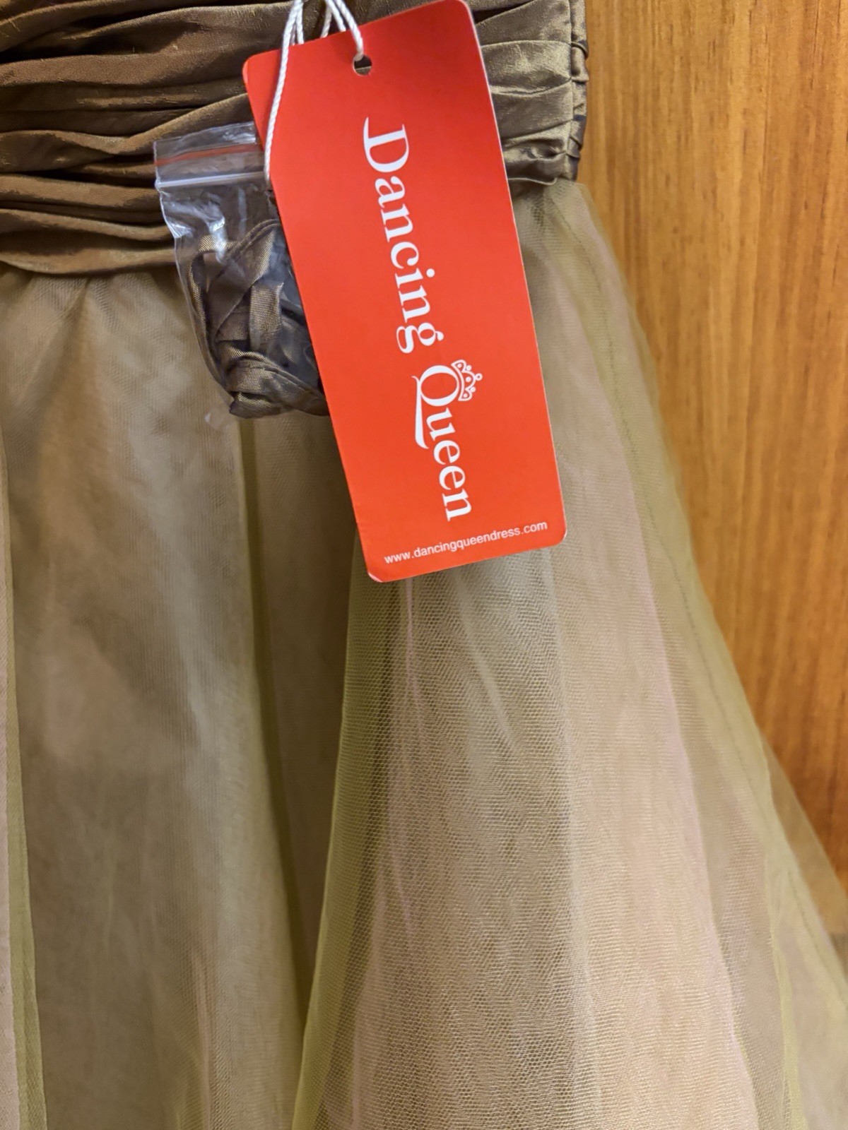 Dancing Queen Short Iridescent Layered Tulle Fit and Flare Formal Dress L – NWT
