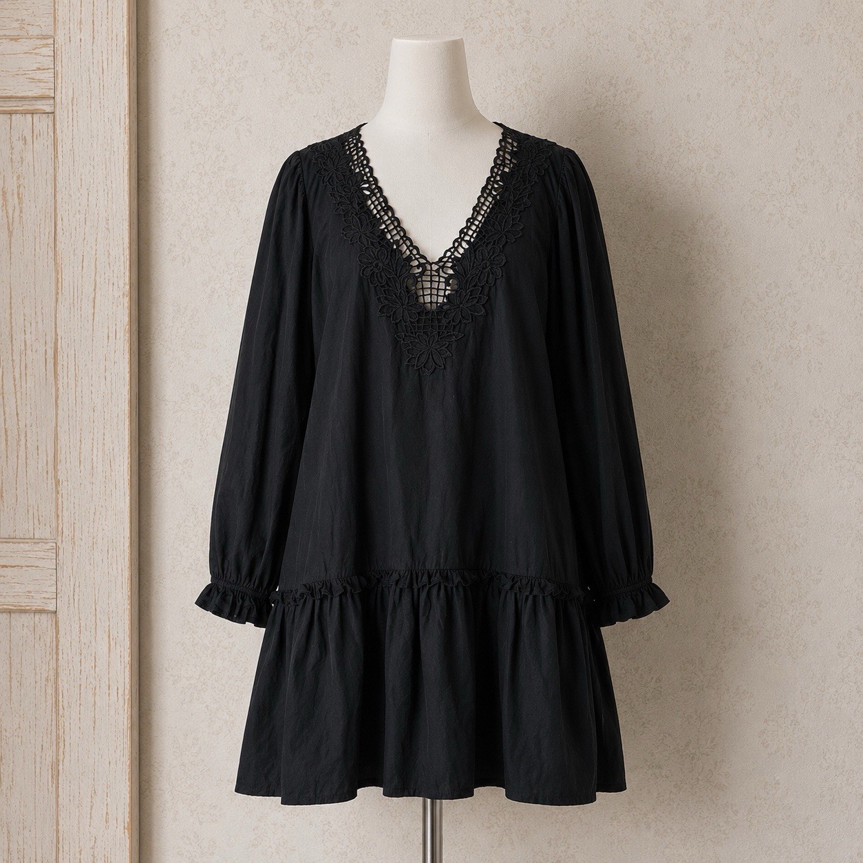J. Crew Dress Large Black Victorian Goth Gothic Embroidered Lace Witchy Puff Slv