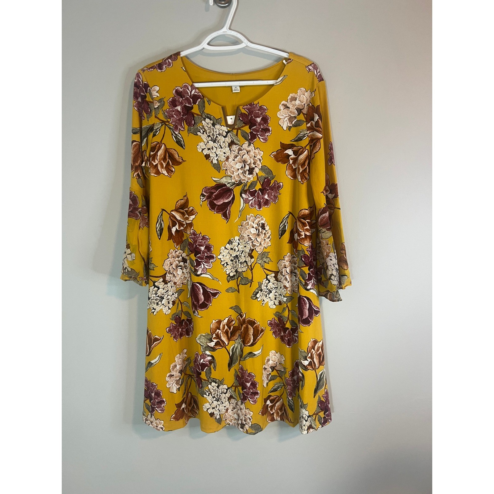 EST 1946 Women Nugget Gold Floral Shift Dress Bell Sleeve V-Neck Gold Hardware M