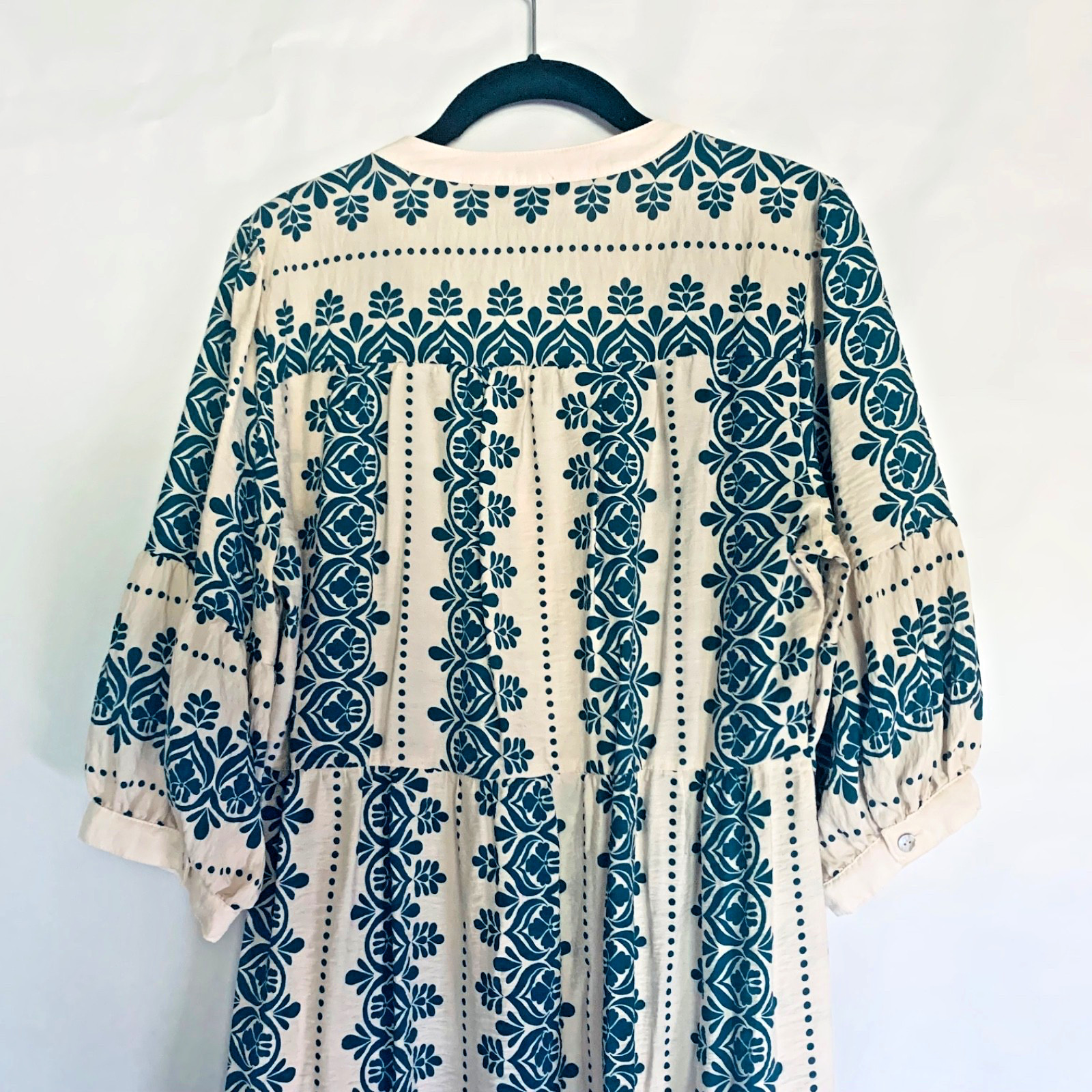 Figueroa & Flowers Dress Size Large Tiered 3/4 Sleeves Boho Teal Blue and Ivory
