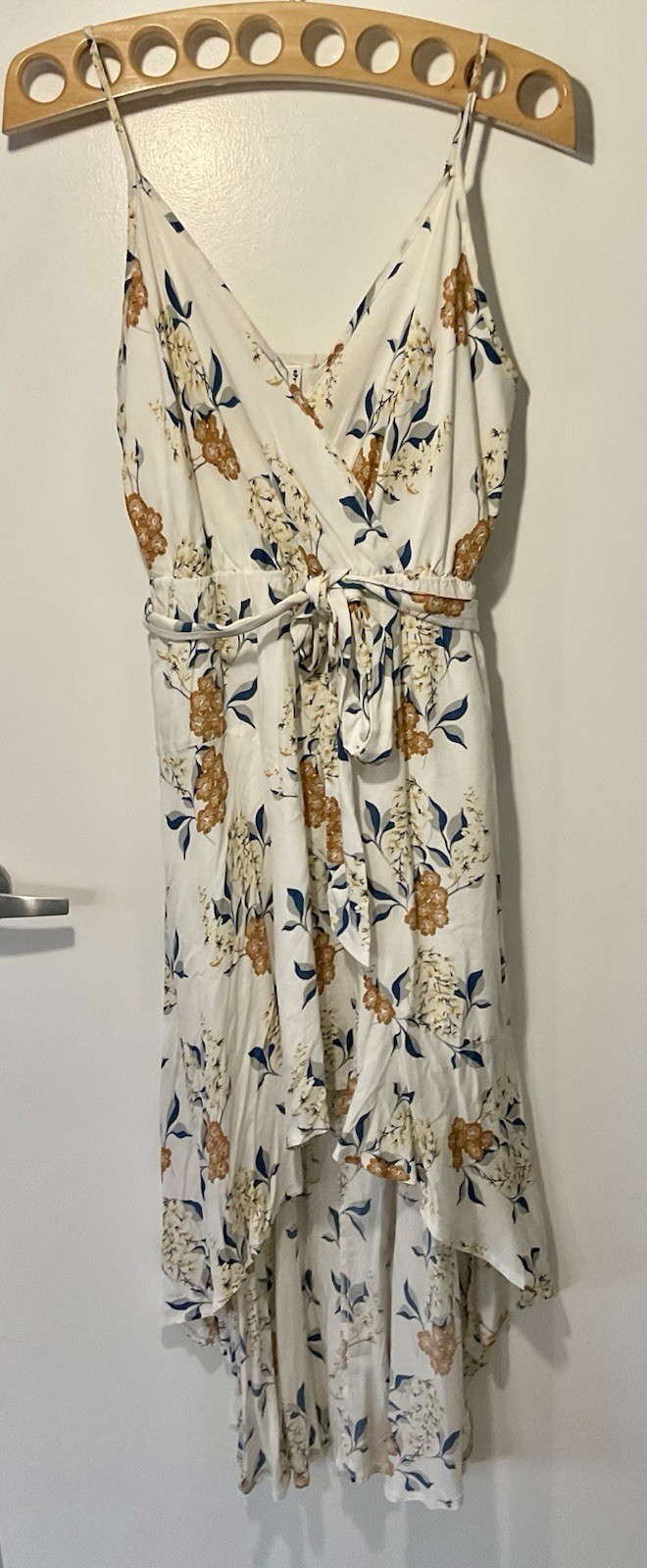 ePretty White Floral Wrap Dress S V-Neck Sleeveless Tie Waist Hi-Low Midi