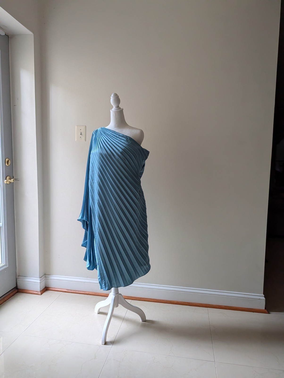 Rene Ruiz Collection Blue Satin Pleated One Shoulder Sheath Dress Pullover 14