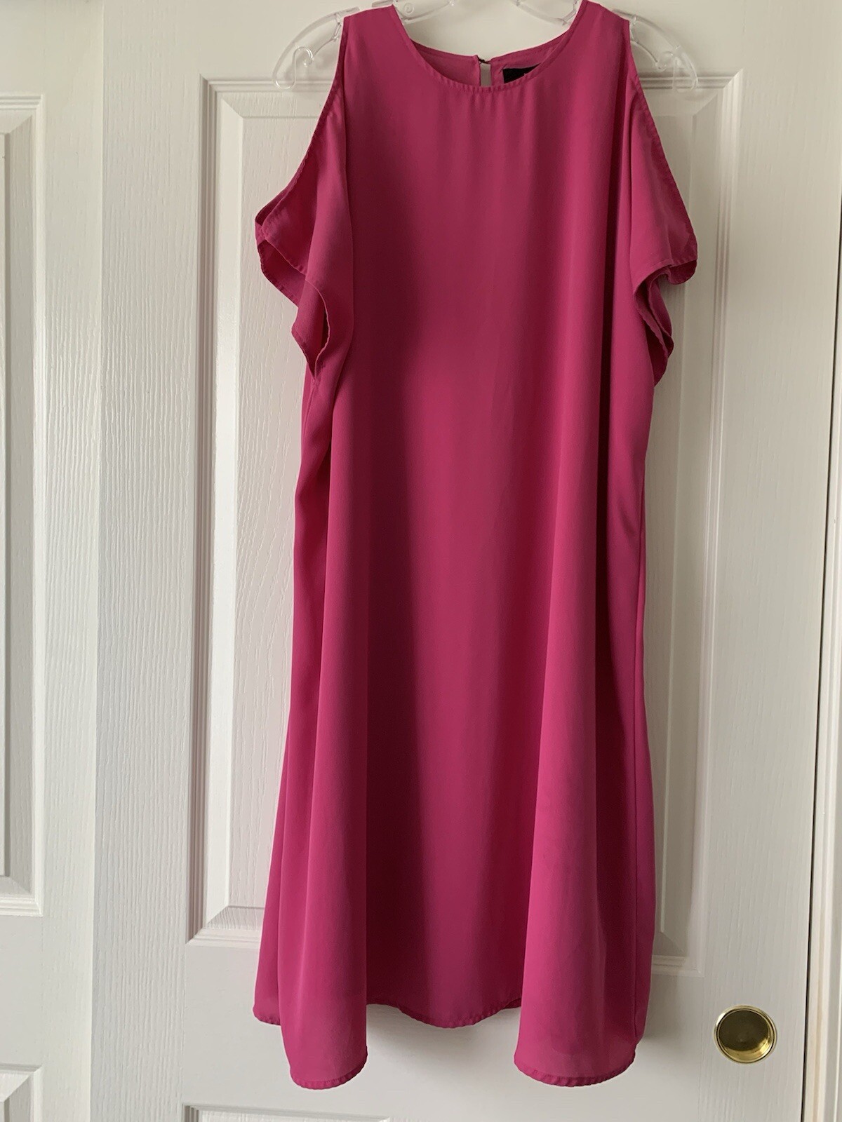 MOSSIMO BEAUTIFUL COLD SHOULDER SHORT SLEEVE POLYESTER LINED DRESS – SIZE XL
