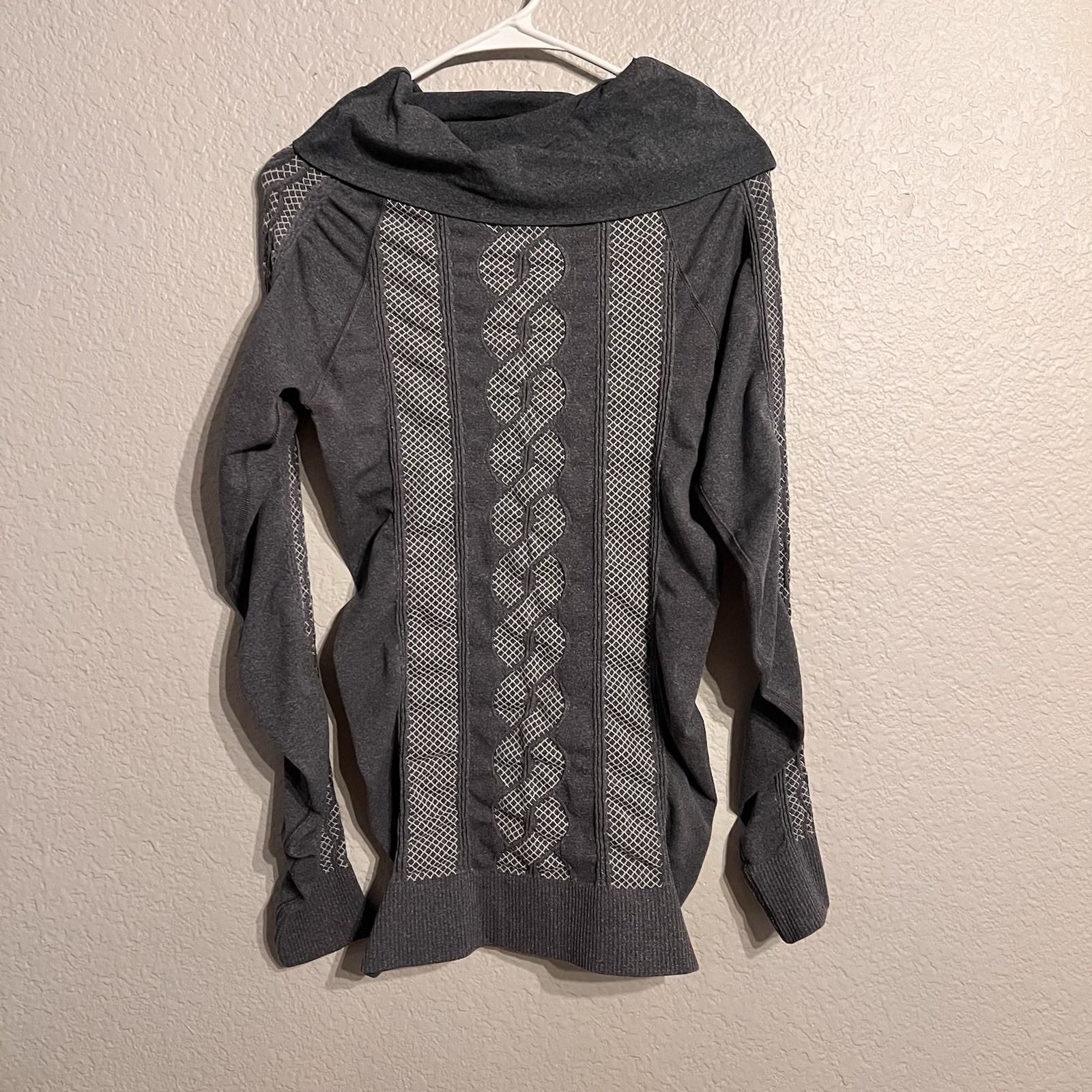 Athleta Gray Detailed Cold Shoulder Long sleeve Dress