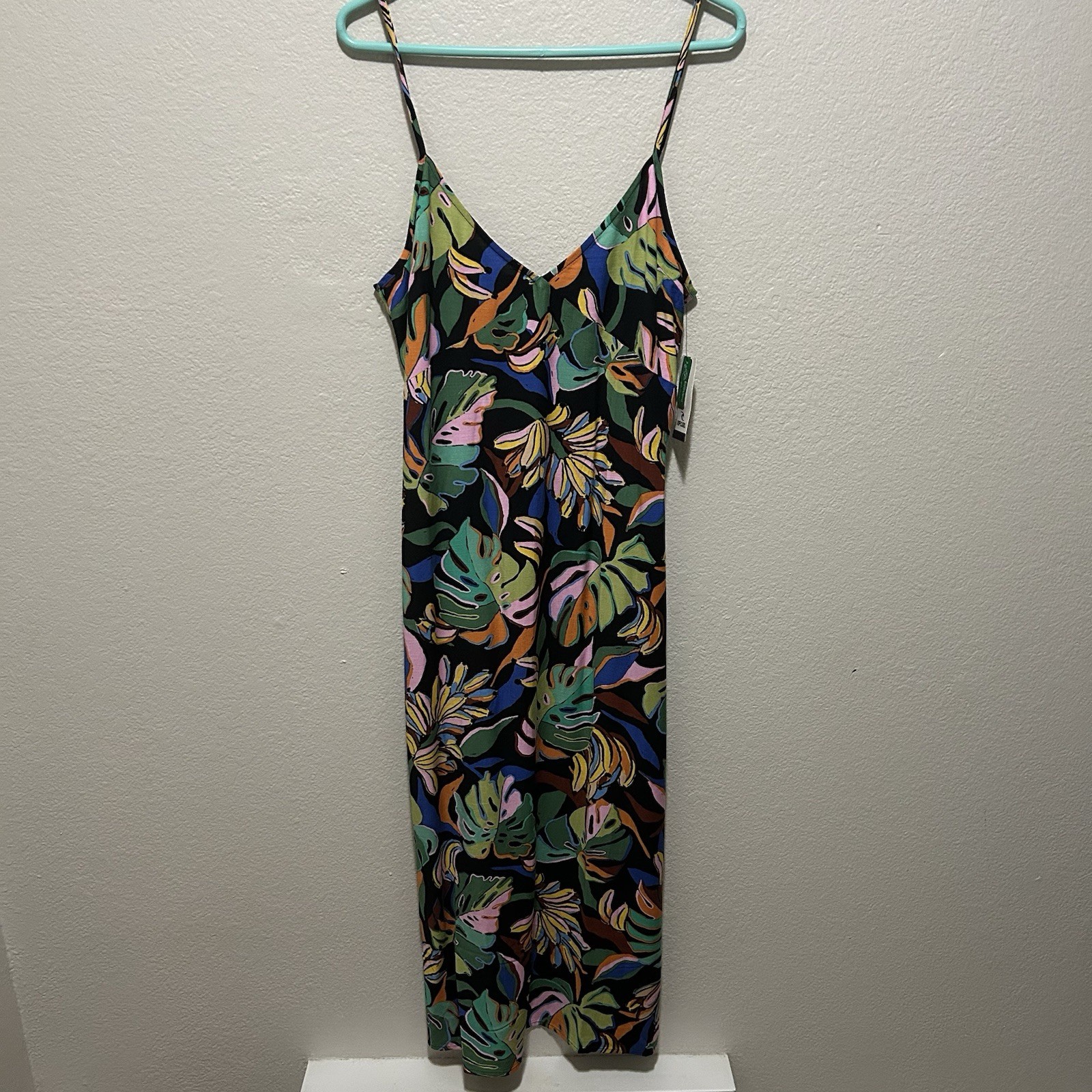 NWT Rip Curl Sunset Luau Midi Dress Medium Tropical Floral Beach Boho Surf