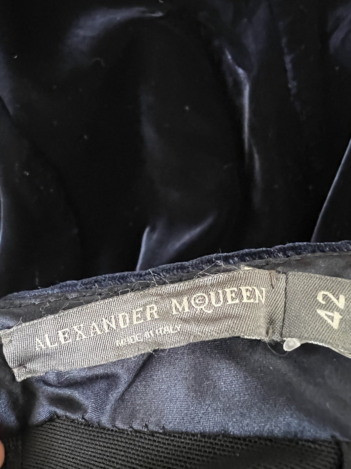 Vintage Velvet ALEXANDER McQUEEN “In Memory of Elizabeth” Collection Size 42