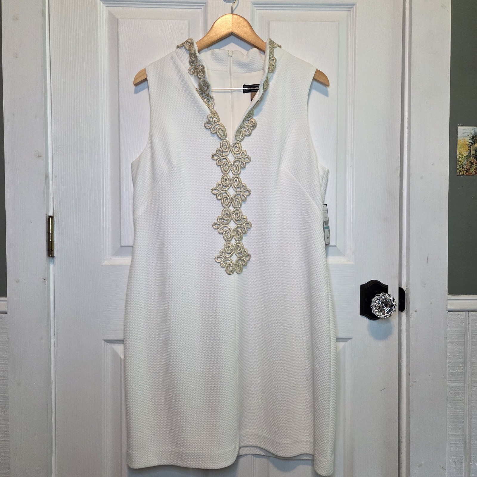 Jessica Howard Sleeveless Dress White Gold Embroidered Collar Classic Coastal 16