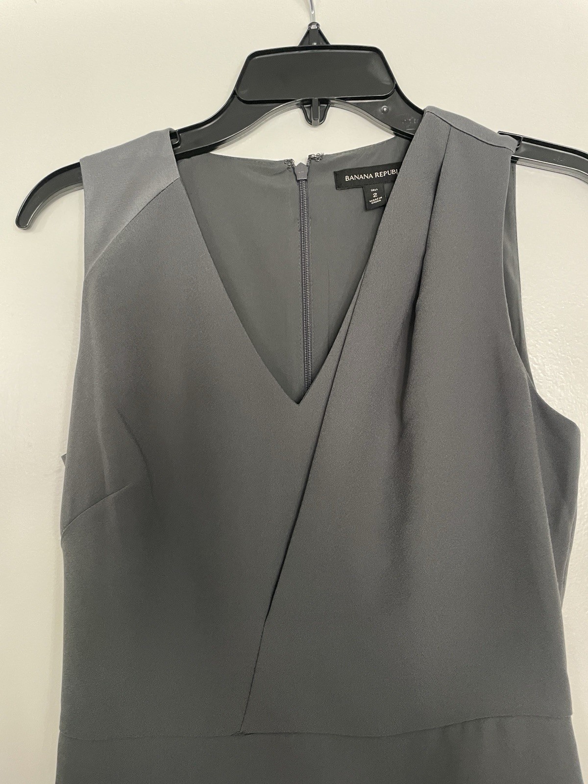 Banana Republic Gray Sleeveless Sheath Dress Size 2 Tall NWT