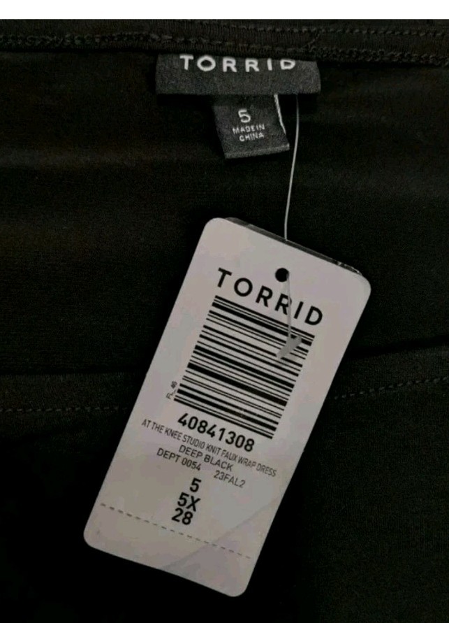 NWT Torrid 5 At The Knee Studio Knit Faux Wrap Dress Womens 5X Black #2700