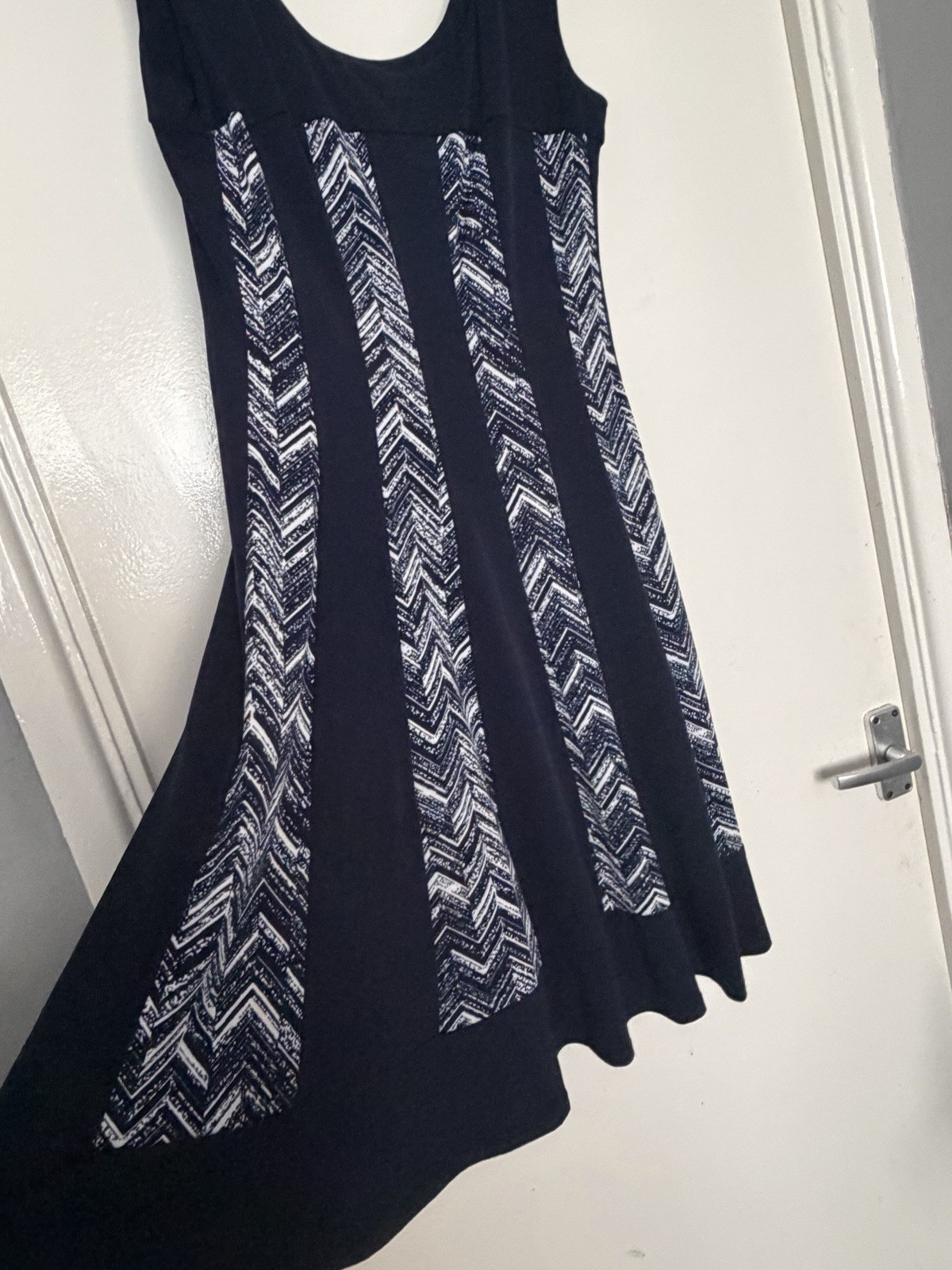 Connected Apparel Black Chevron Panel Midi Dress Size 12