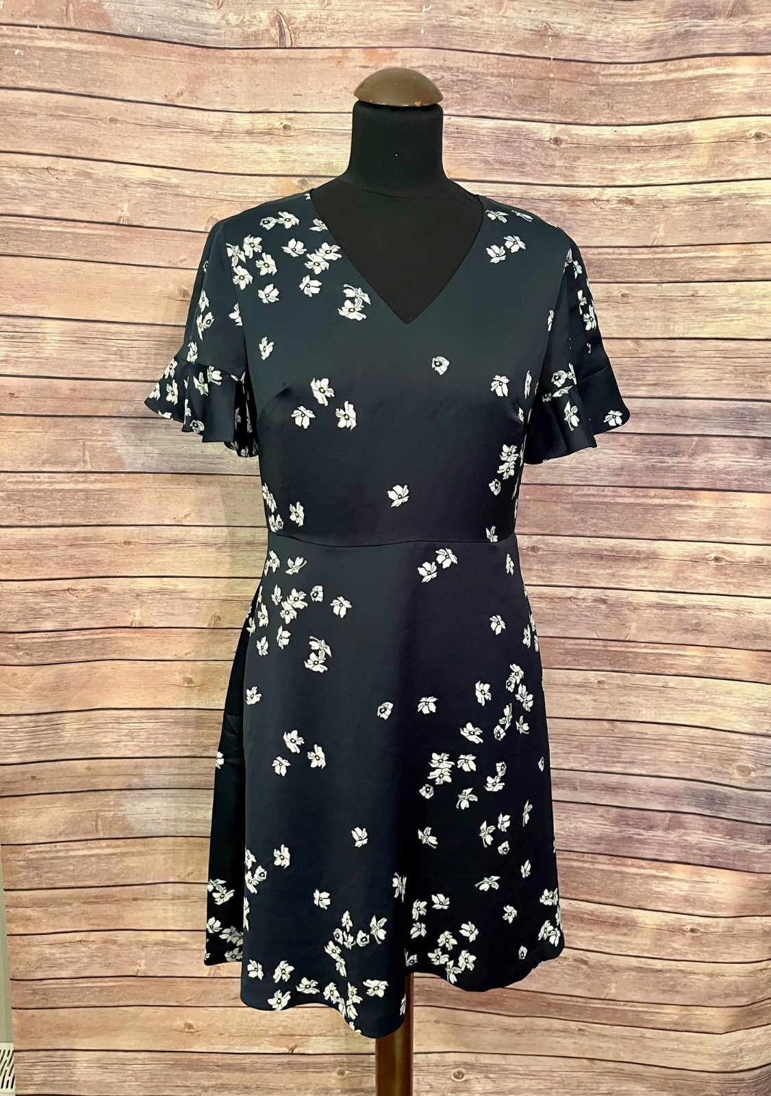 NWT! Banana Republic Navy Blue Fit and Flare Dress Lined! 4