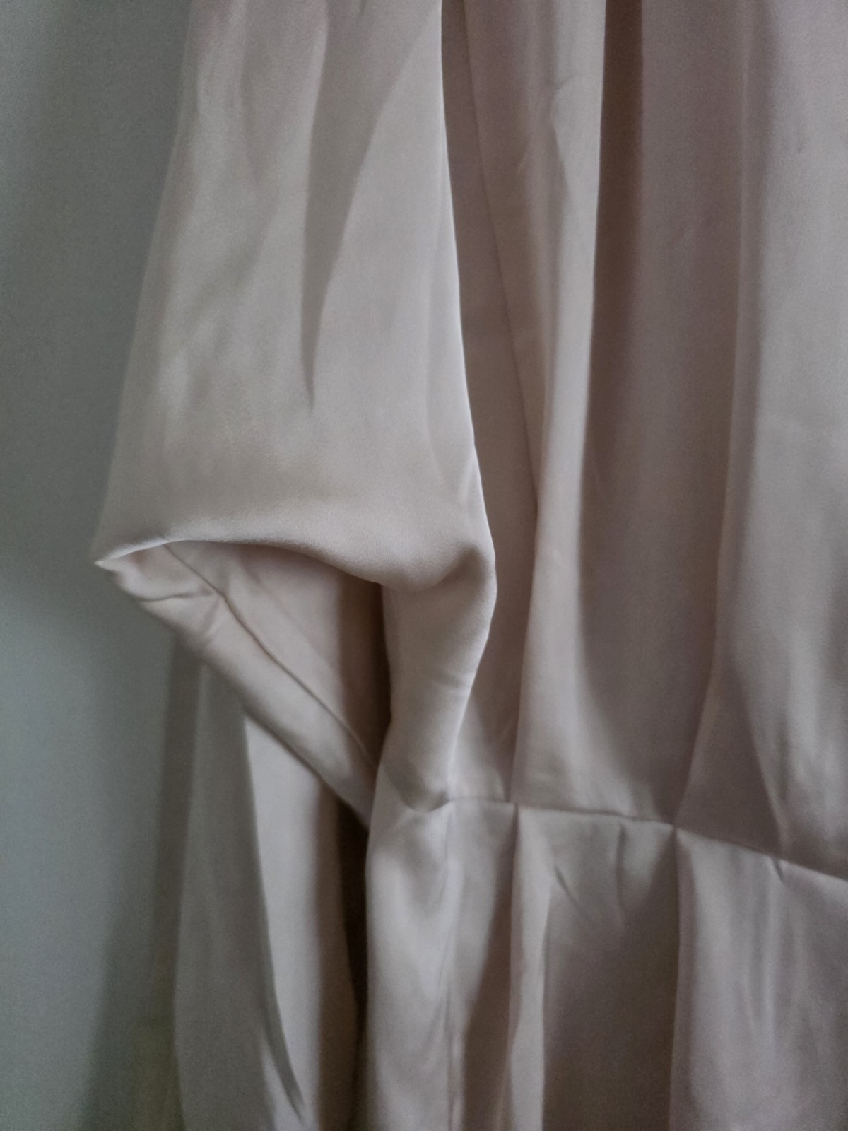 Elegant satin look tunic by H&M size L