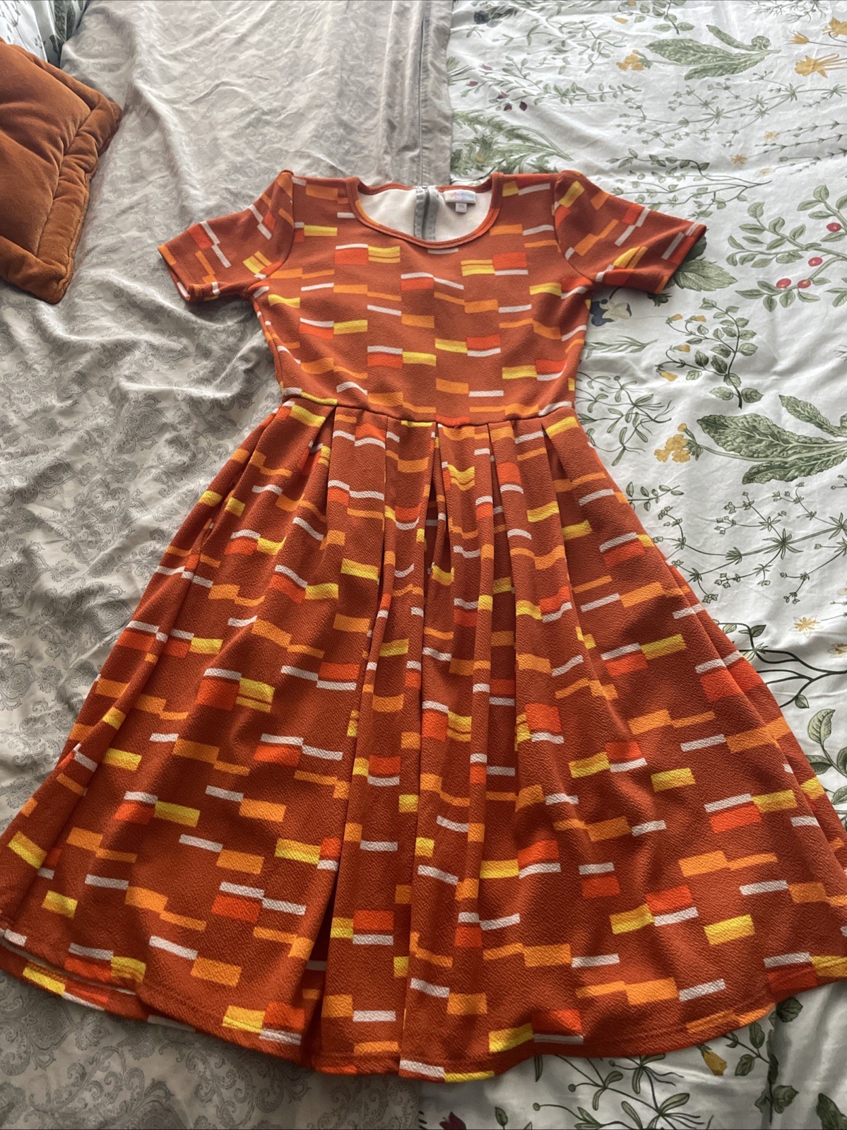 LuLaRoe Amelia Women’s Short Sleeve Knee Length Dress w/Pockets, XS, Orange