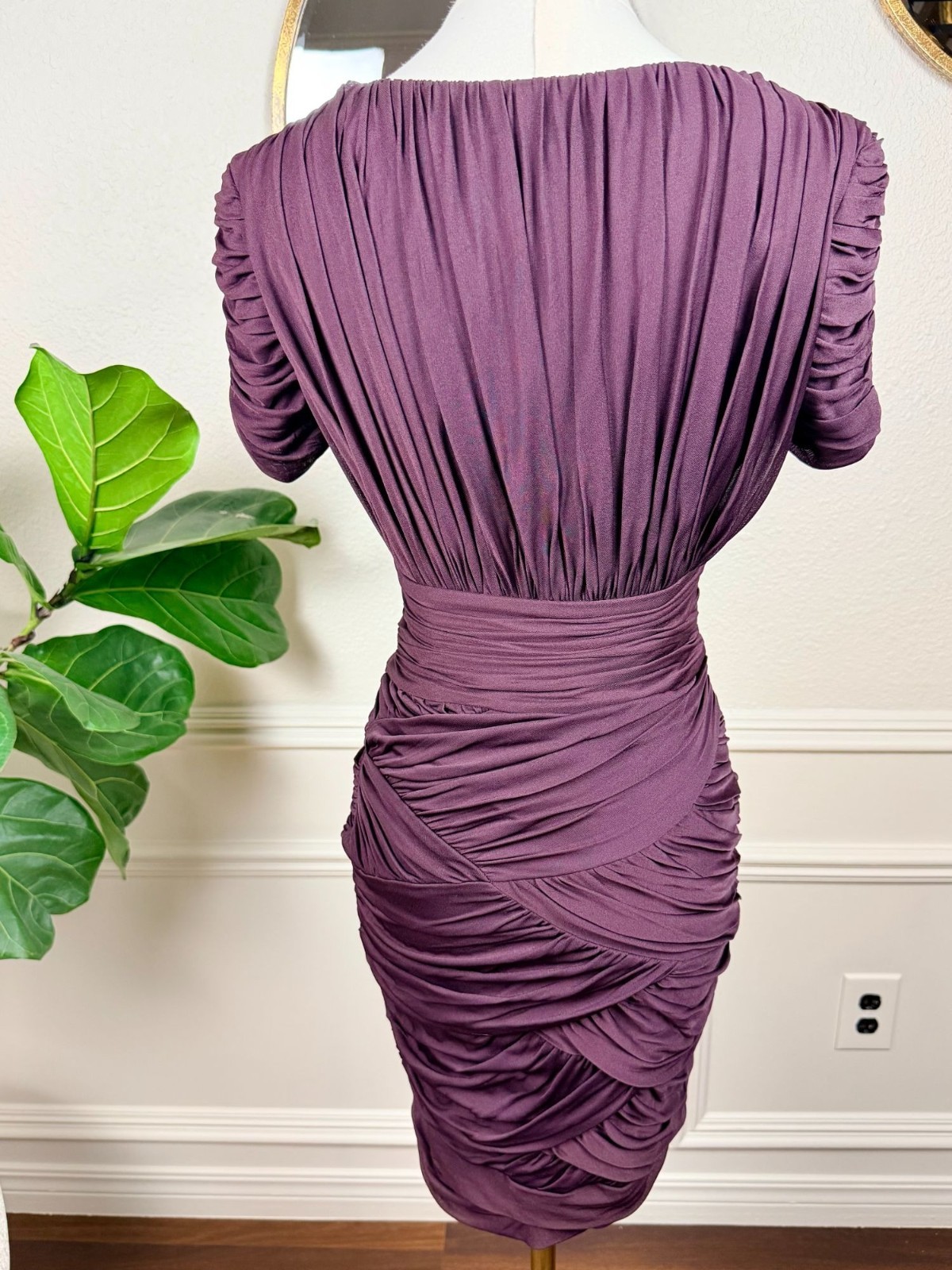 Sultry Elegance Halston Heritage Rich Girl Cocktail Dress | XS | Aubergine