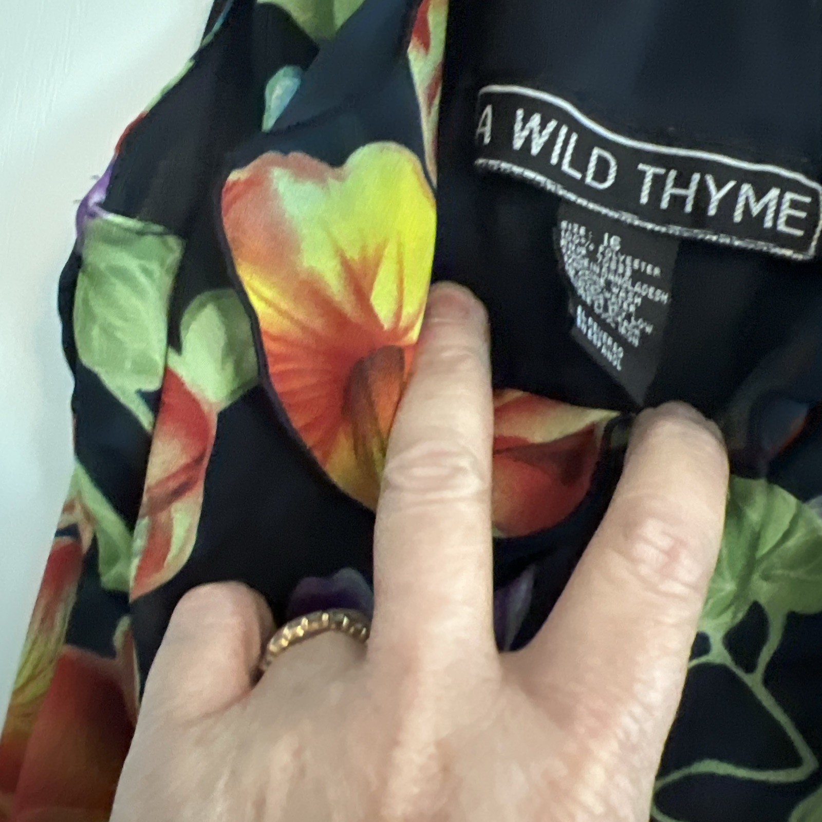 A Wild Thyme Black Floral Dress. Flowy. Size 16. Very Pretty!