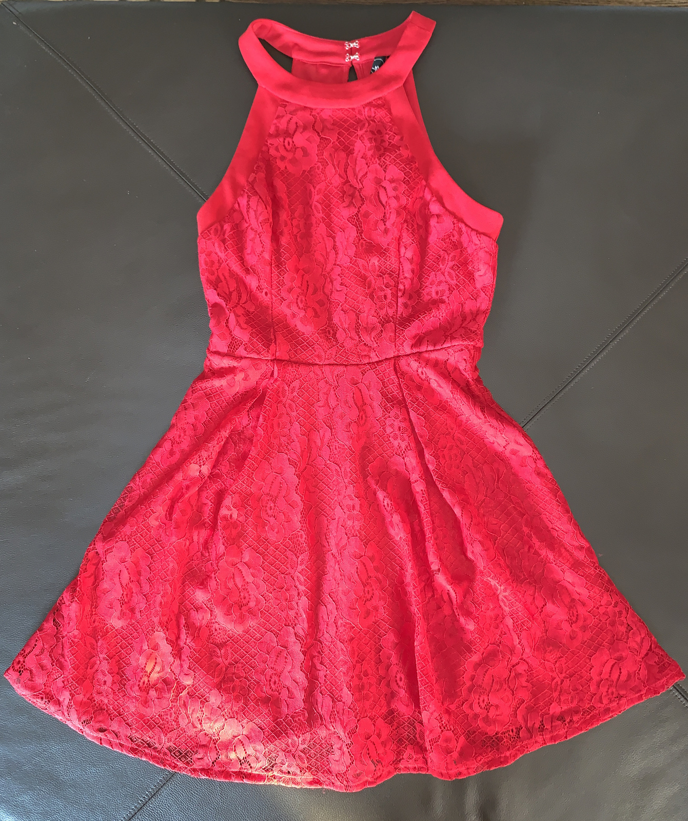 Speechless Juniors’ Red Lace Halter Sleeveless Formal Dress Size XS Retail $398