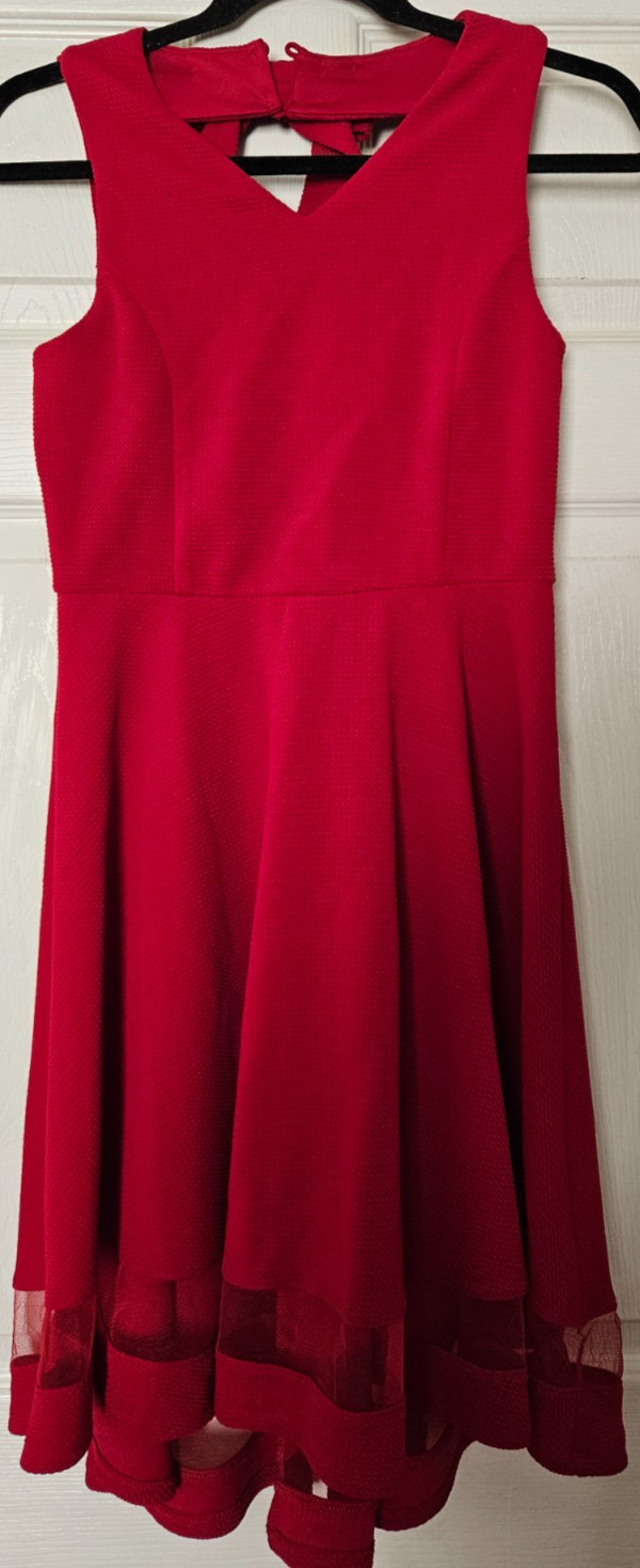 Women’s Red Zunie Dress/ Formal Wear/ Party Wear Women’s Apparel US Size 14
