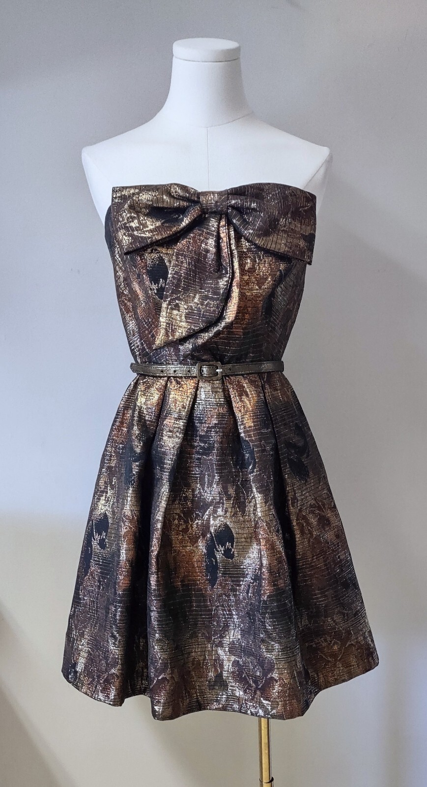 Eva Franco Metallic Strapless Fit And Flare Mini Dress Copper Gold Black Bow 4