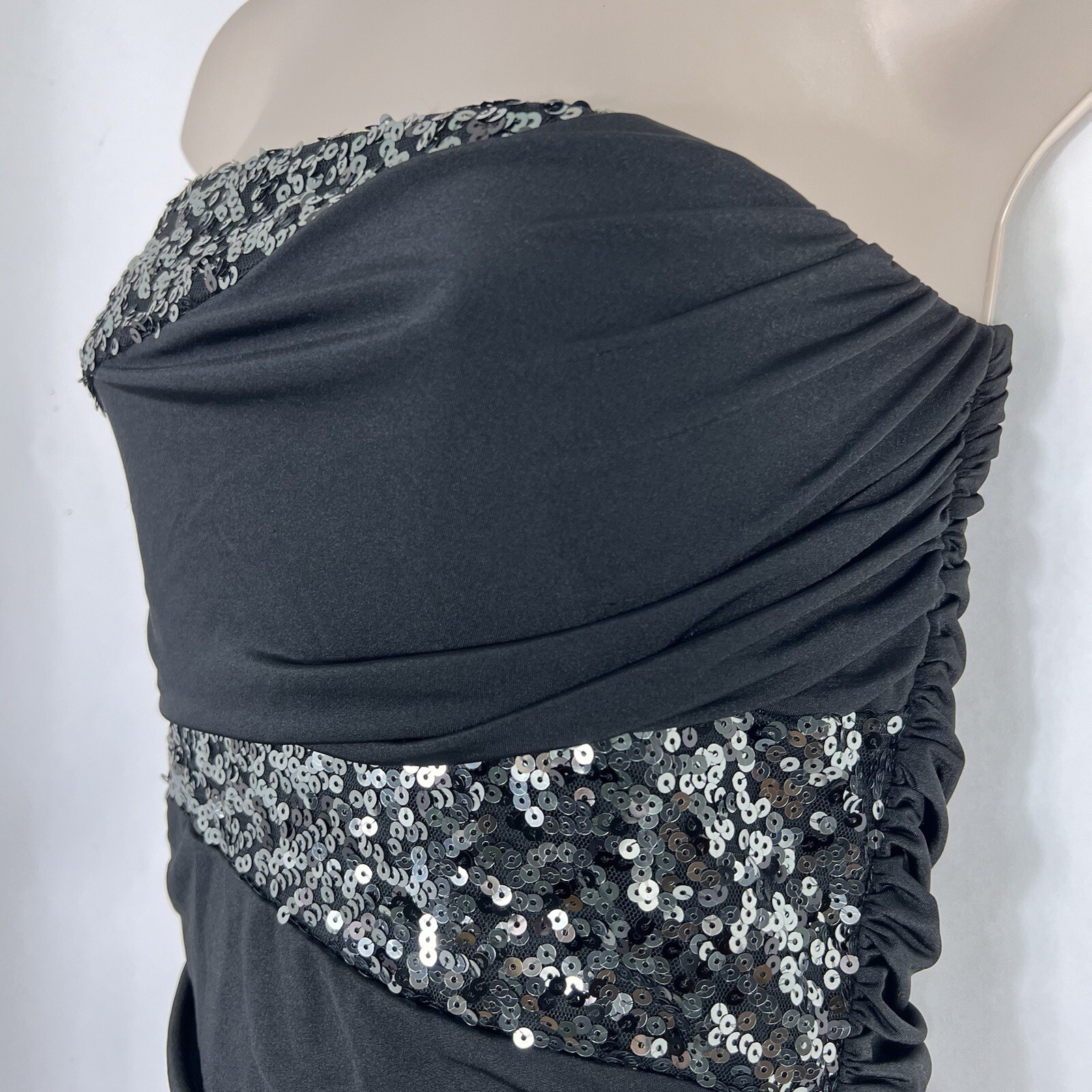 Speechless Dress Womens Medium Strapless Above Knee Mini Bodycon Cocktail Sequin