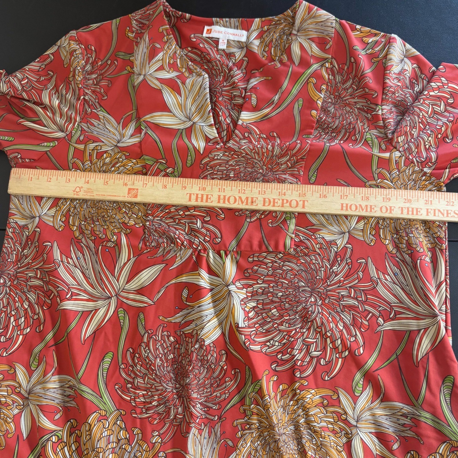 Jude Connally Kerry Shift Dress Size M Red Tan Floral Bell Sleeve Jude Cloth