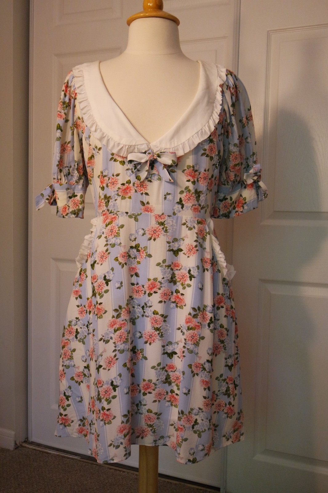 For Love & Lemons Blue Floral Mini Dress L Ruffle Collar Tie Cuff