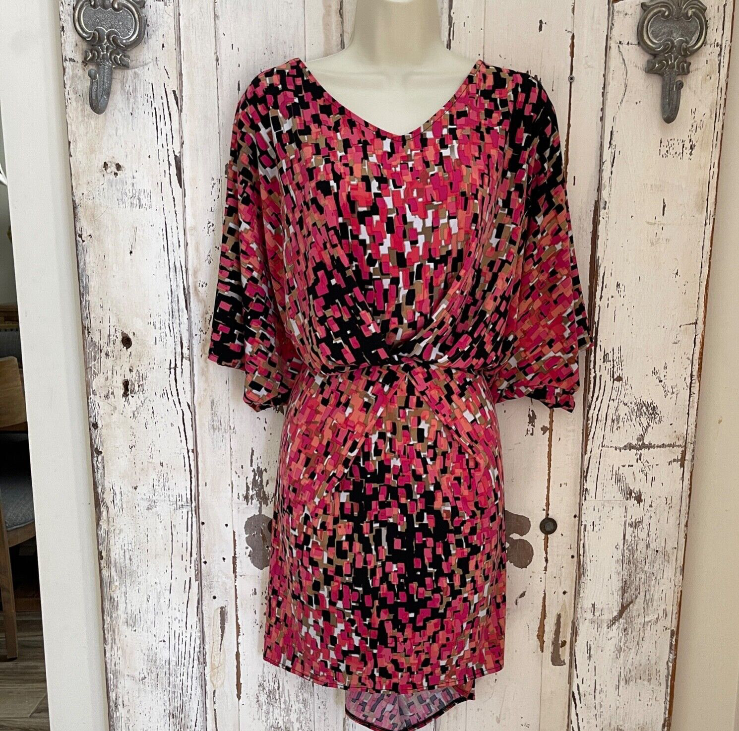 Worthington Size Medium Woman’s Pink Coral Black Brown White Blouson Dress
