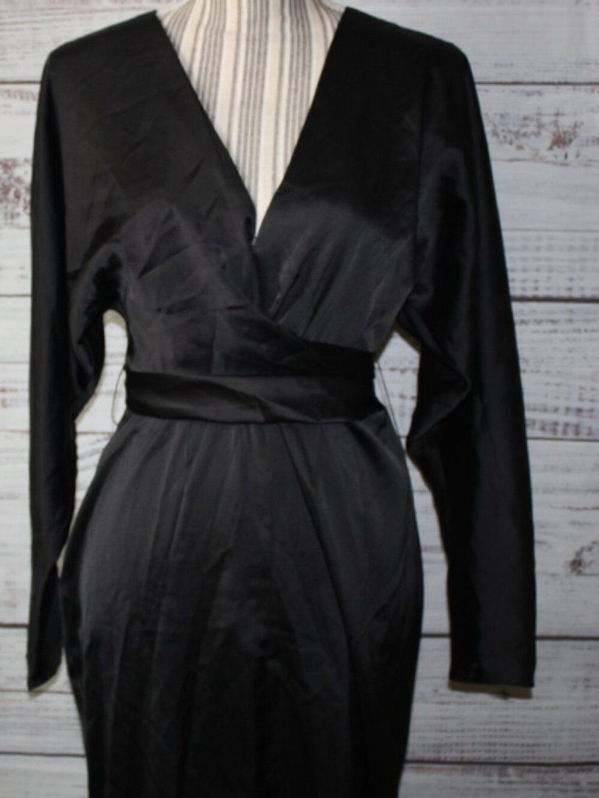 NWT ASOS DESIGN satin midi black dress with batwing sleeve and wrap waist Size 6