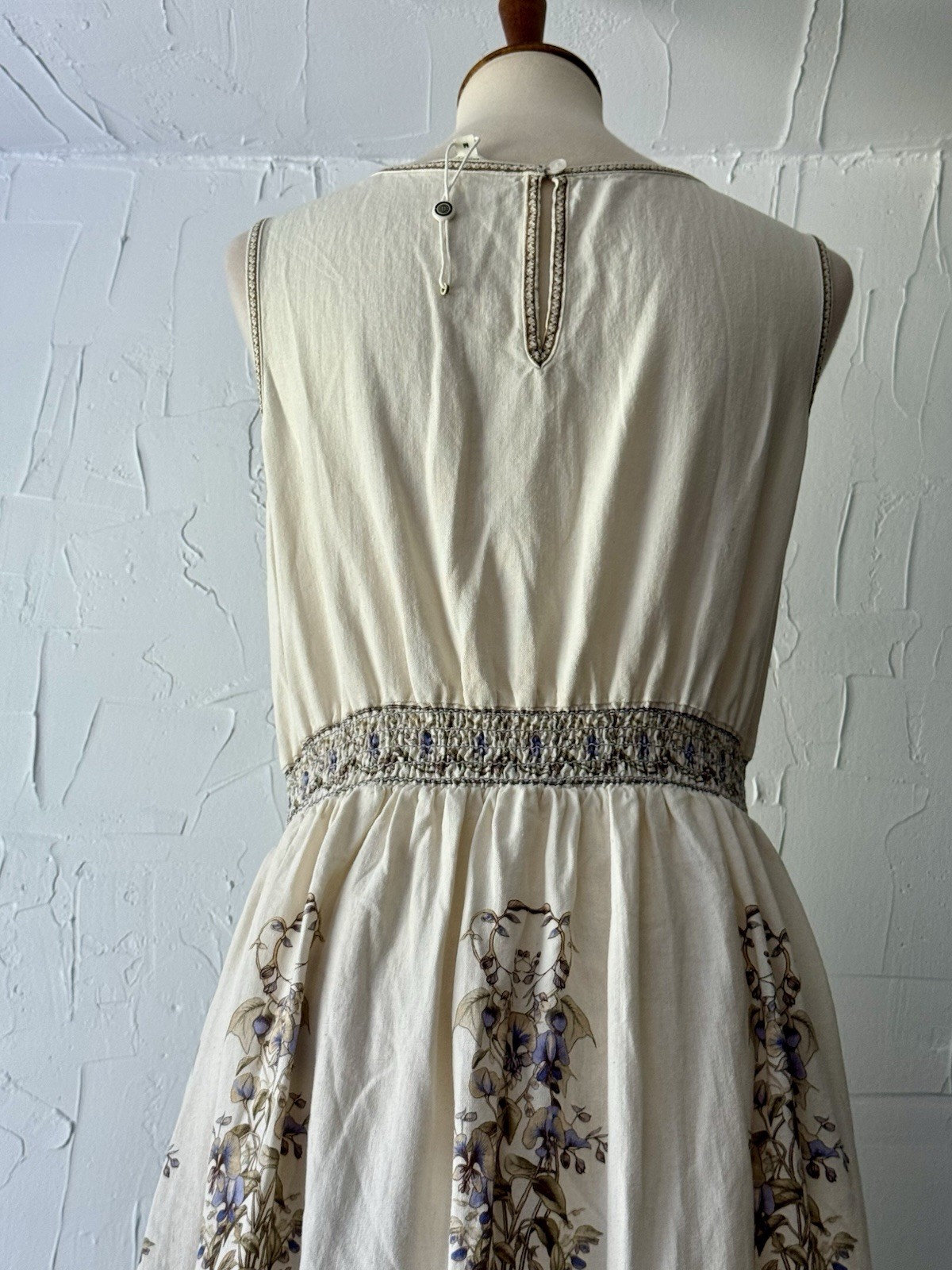 Max Studio London Floral Rayon Linen Dress Sz M Sleeveless Midi Cream Blue