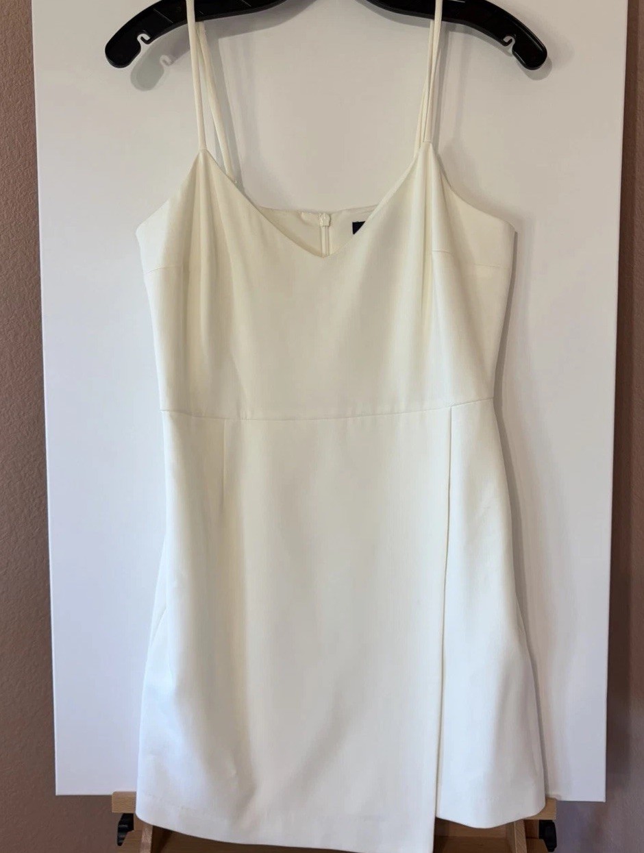 French Connection Whisper Envelope Mini Dress Summer White Size 10 NWT *Read