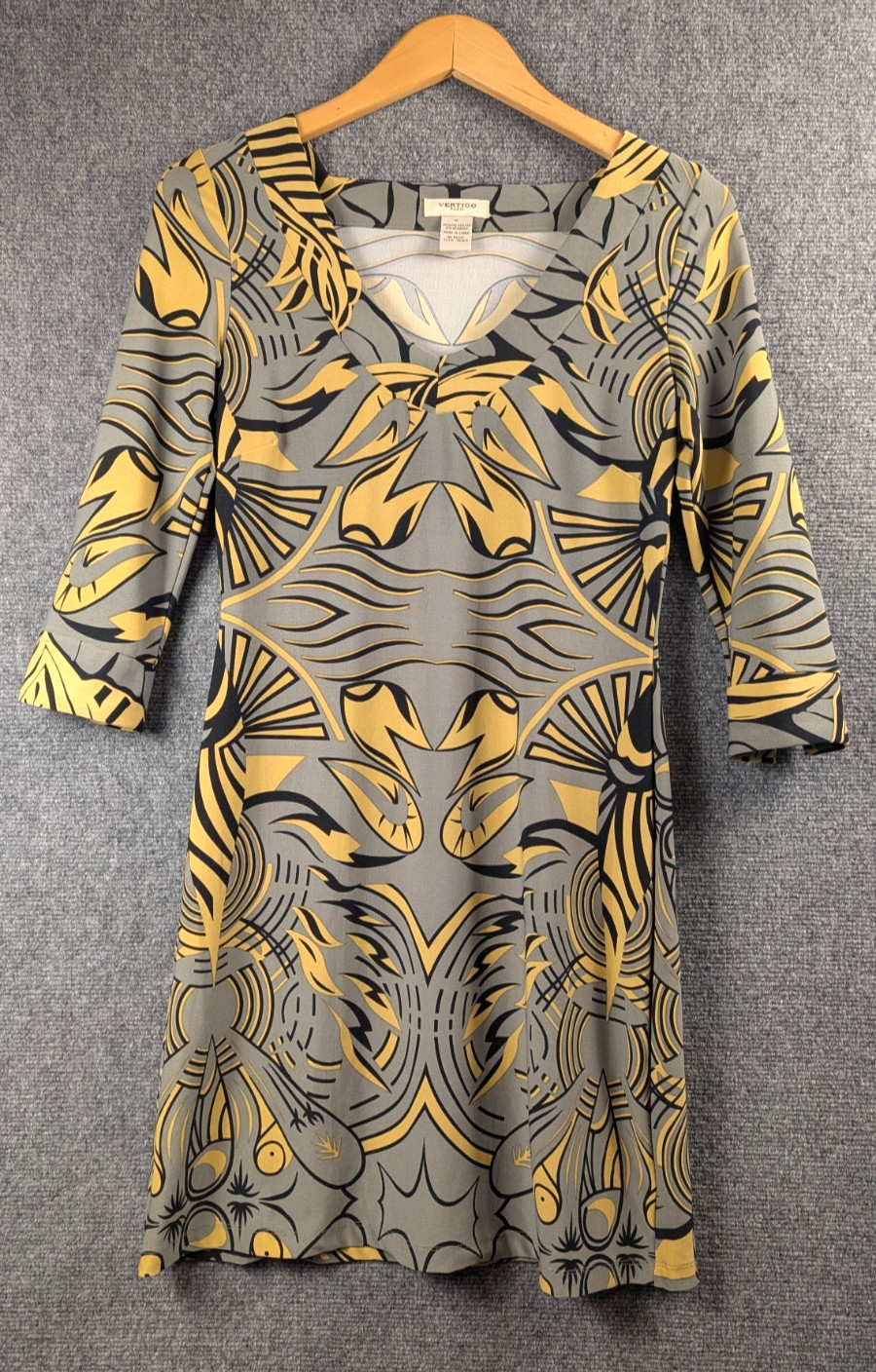 Vertigo Paris Women’s Abstract Floral Print Stretch Tunic Dress Gray Yellow Size