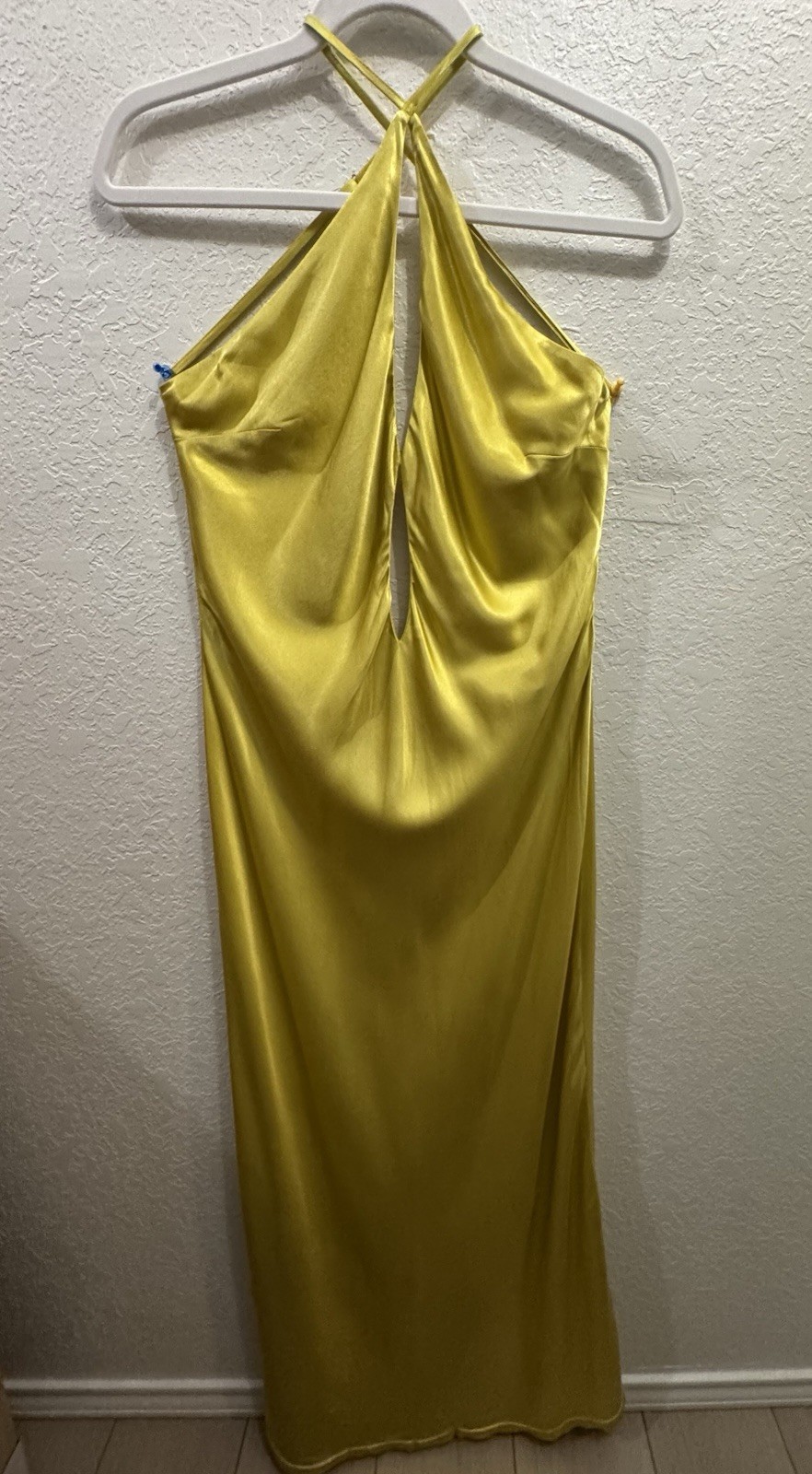 MESHKI Lucia Satin Cut Out Maxi Dress Chartreuse Yellow GRN Halter Formal XL NWT