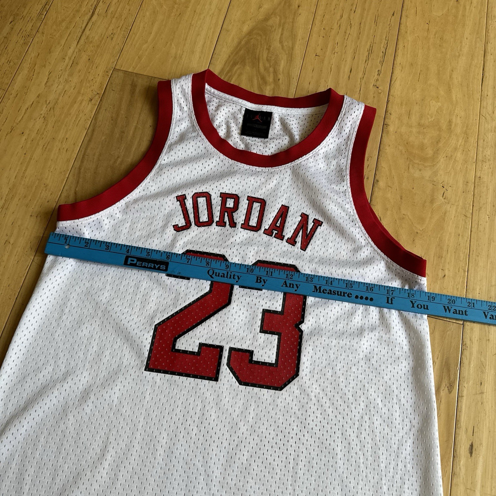 Michael Jordan #23 Womens Heritage Core Sleeveless Jersey Dress Size Small