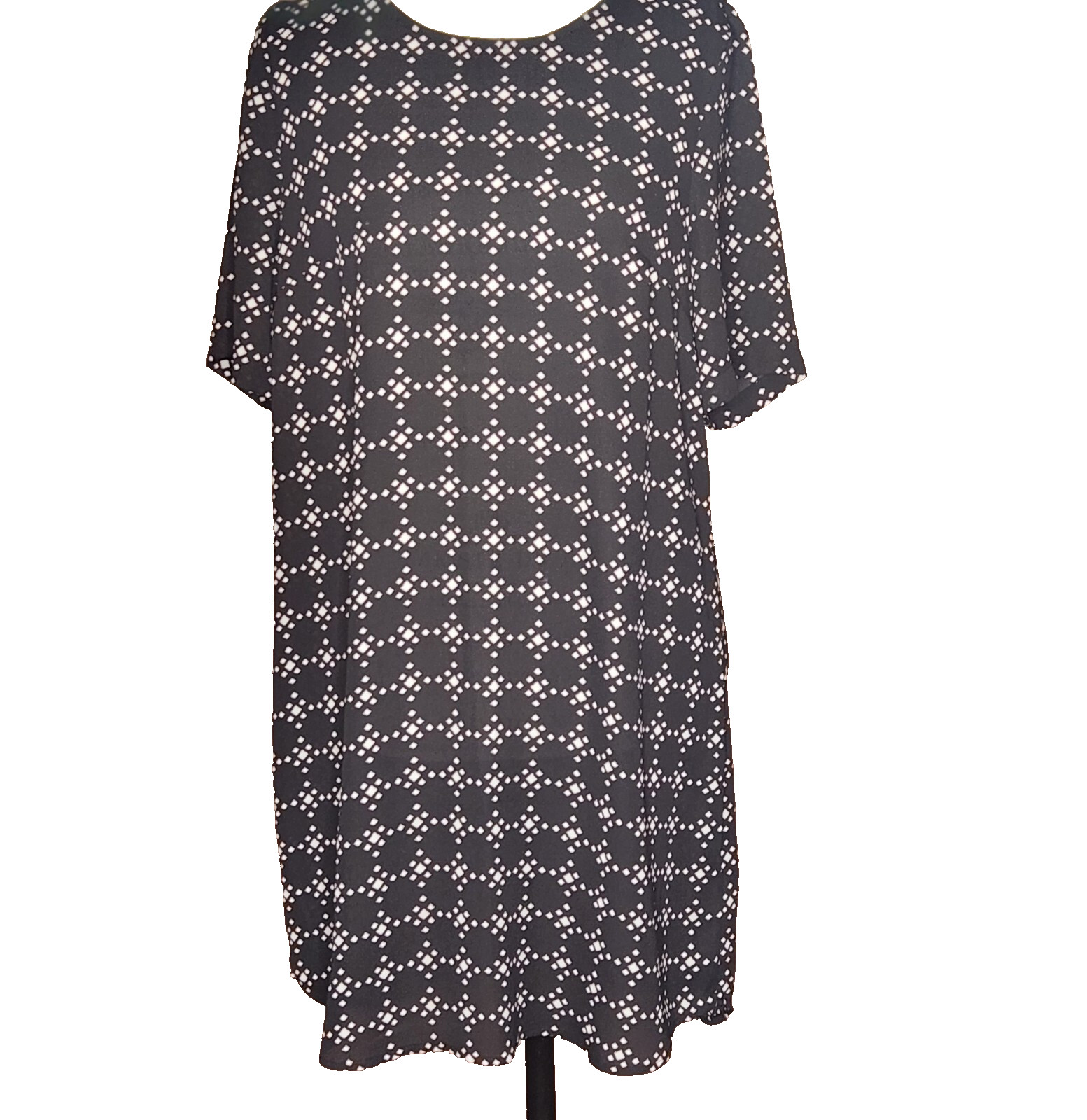 Daniel Rainn Polka Dot Shift Dress Womens M Stylish & Comfortable Classic Look