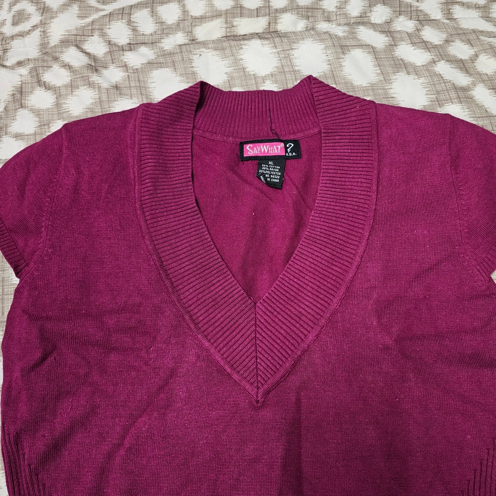 Say What Short Sleeve Pink V-neck Sweater Dress Size XL, 33 in L, 16 in W, 8oz