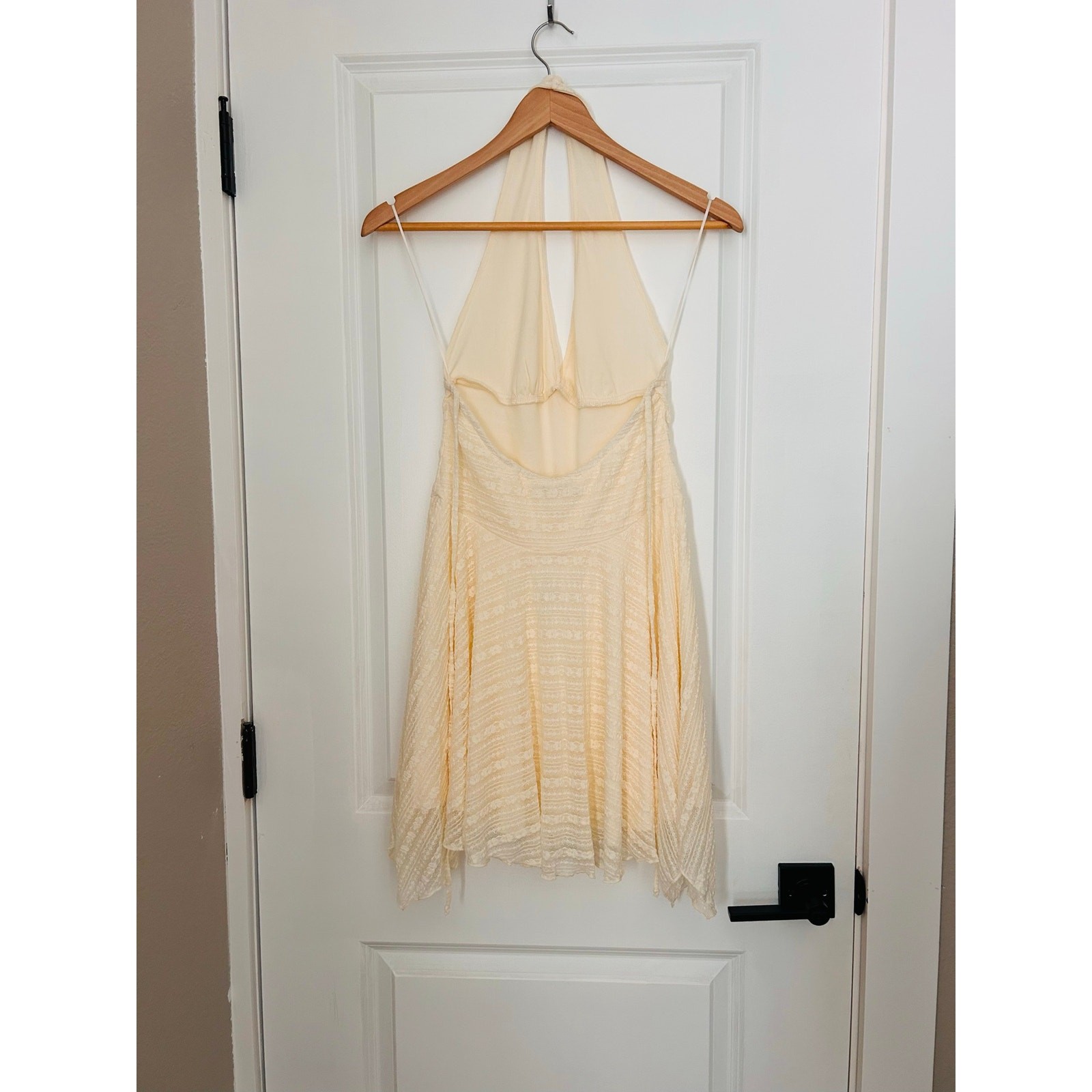 Thirty Thirty Dress Womens Cream M Halter Lace
