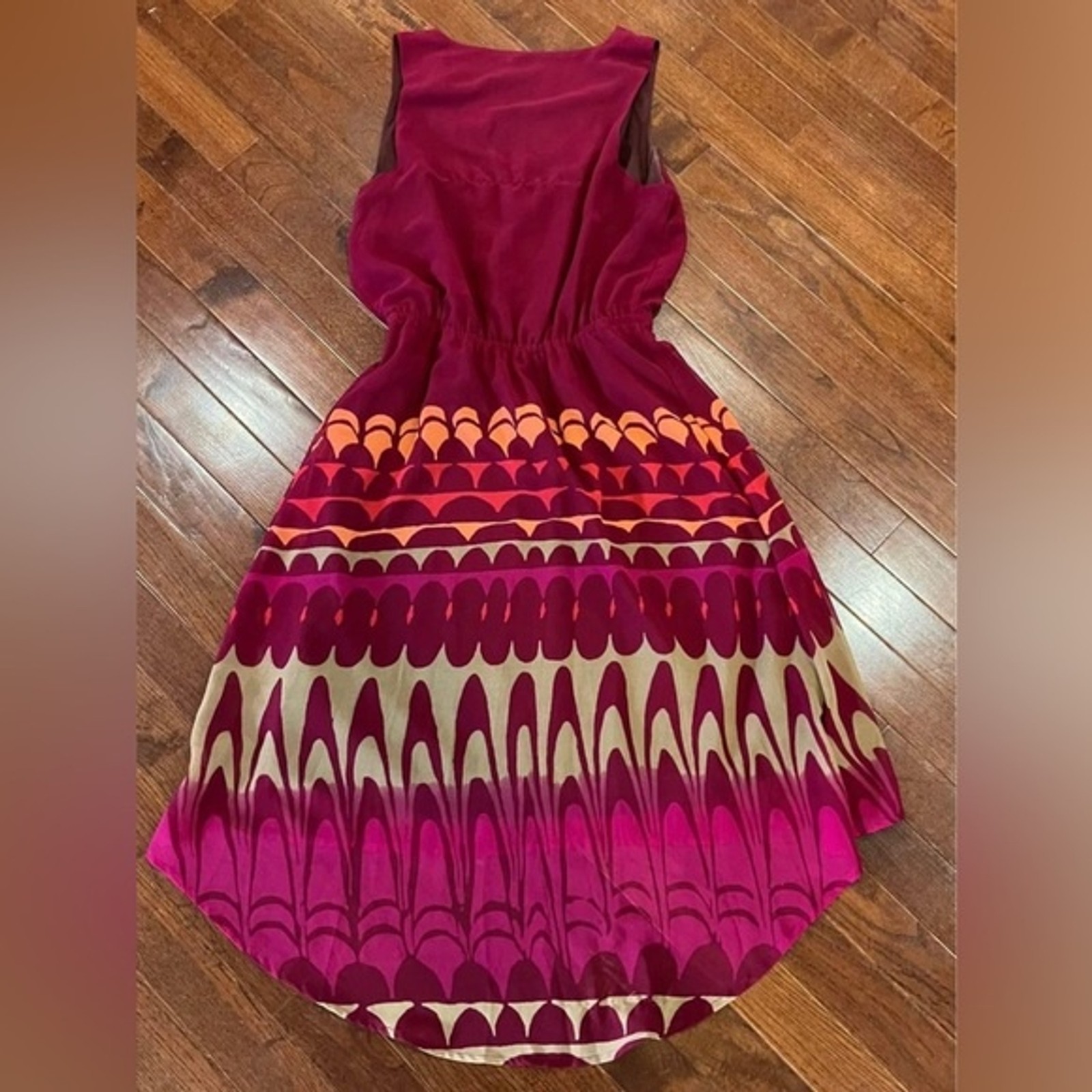 Beautiful wine pink and tan dress with elastic waist size XS