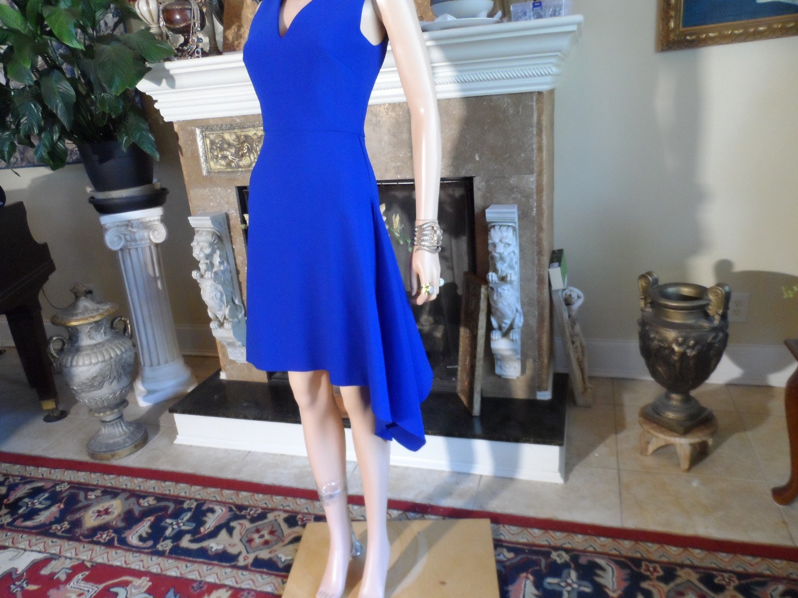 Roland Mouret Cobalt Blue Asymmetric Hem V-Neck Sheath Dress – Size US 2