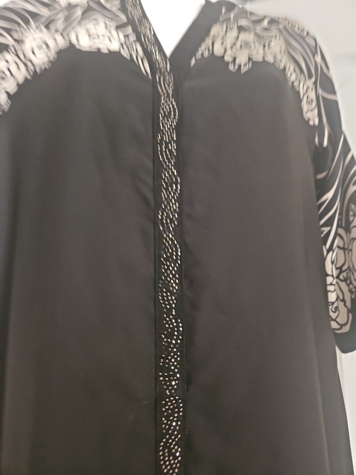 ELXSI Kurta Middle eastern Style Arabian Black White Flower Abaya Size Medium