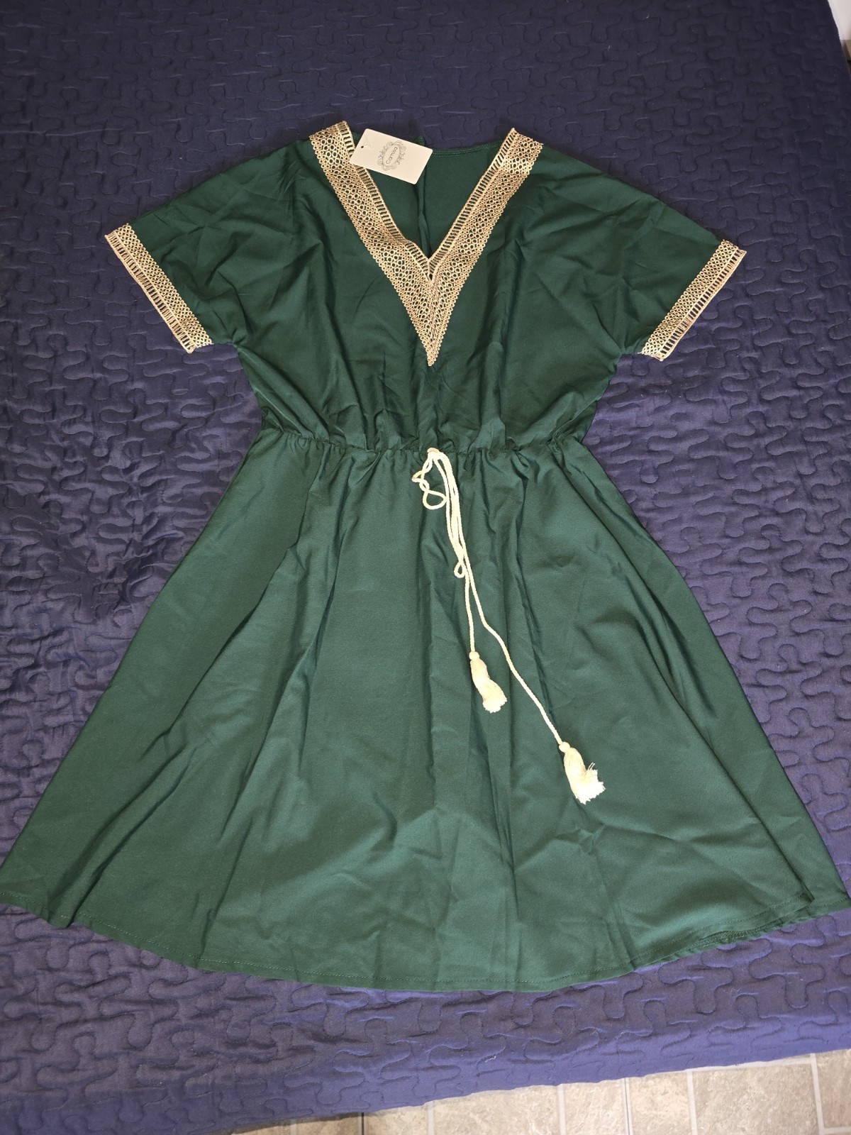 NEW Camisa Green and Off-white Dress Size Large see pics Nice!