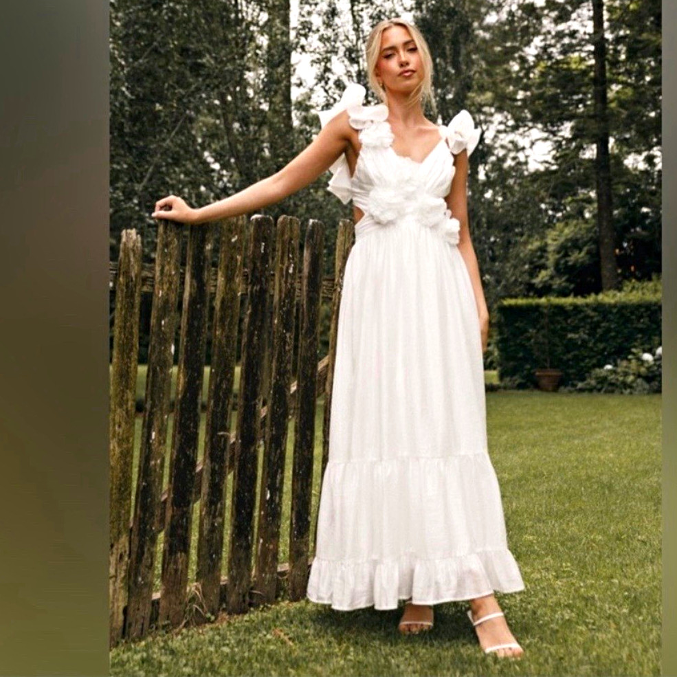Petal & Pup White V-Neck Lace-Up Tiered Ruffle Maxi Dress Size S