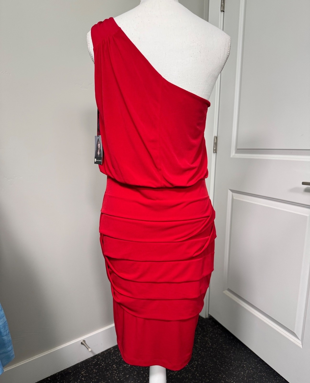 Valerie Bertinelli One-Shoulder Red Ruched Midi 6 Polyester Blend Cocktail Y2K